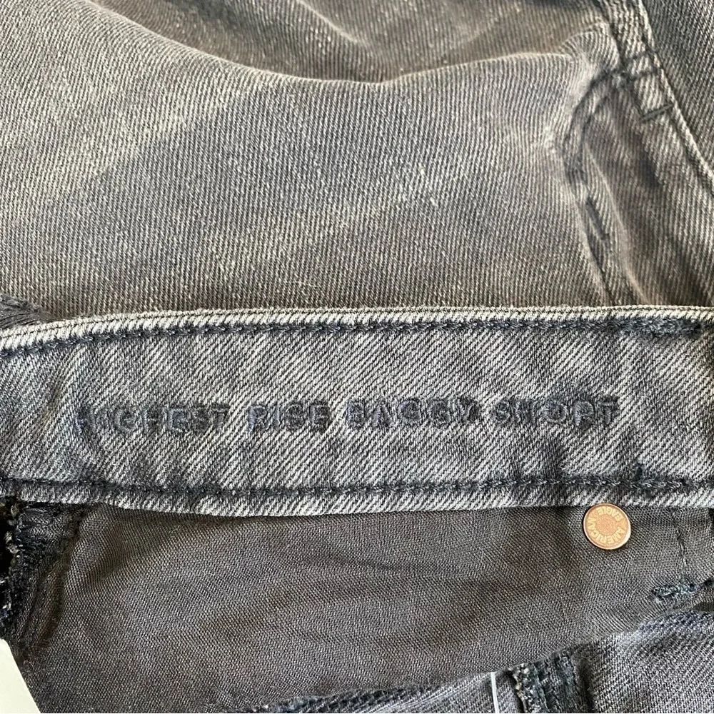 American Eagle Outfitter Grey Distressed Highest Rise Baggy Short